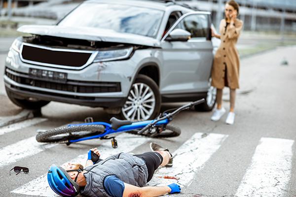 Accident voiture et vélo